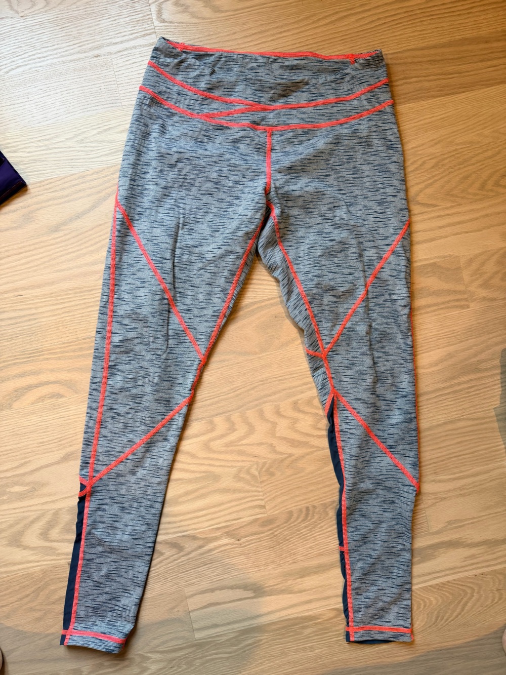 Zella Gray Heather Leggings with Coral Contrast Stitching